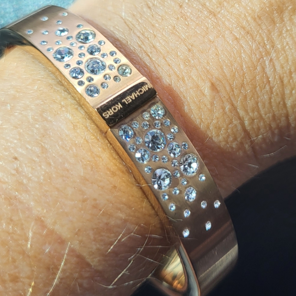 DAZZLING MICHAEL KORS BRACELET NwOT